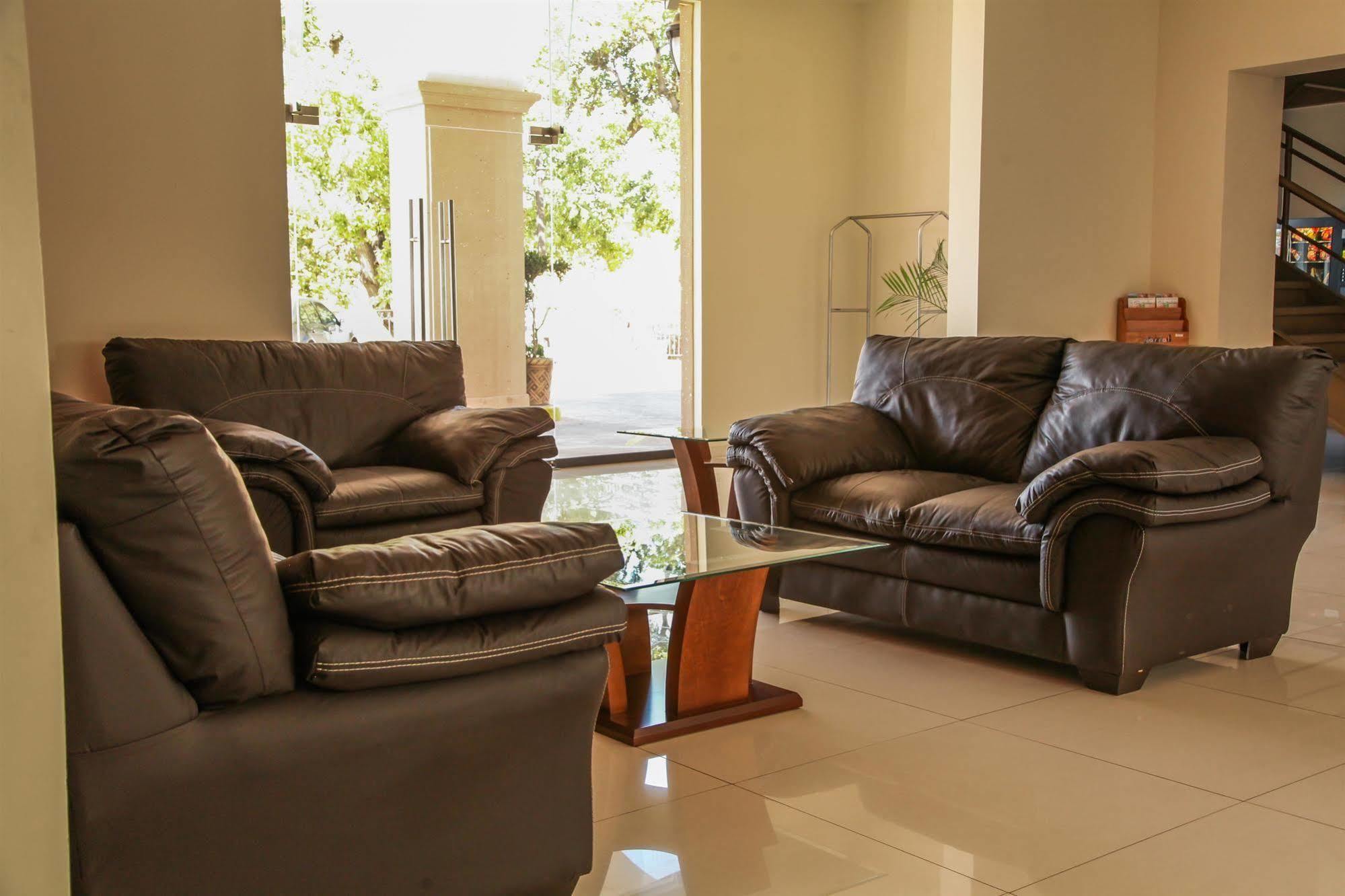 Best Western Plus La Mina Parral 내부 사진